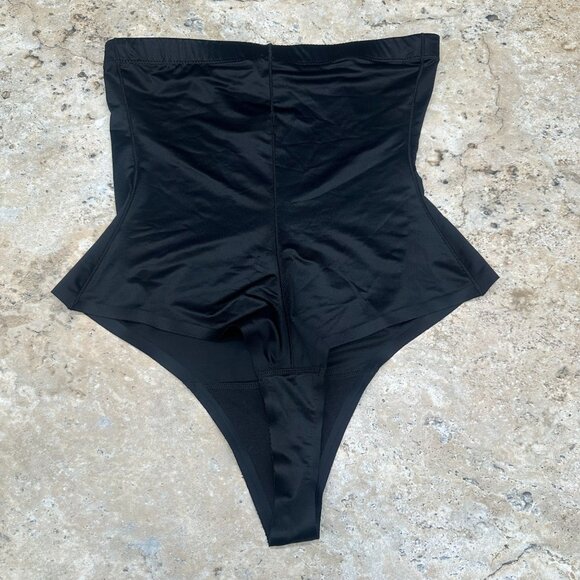 Assets by Spanx Women's High-Waist Shaping Thong Size L Black #10238R NWT - Picture 2 of 7